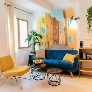 au-coeur-du-quartier-historique-millnaire.fr-provencehotel.com/