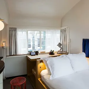 https://sweets-kinkerbrug.utrechthotels.net